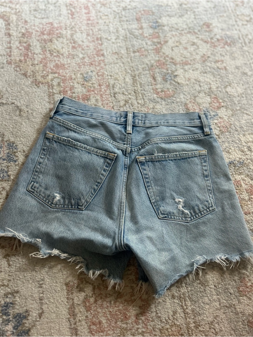 Agolde Parker Long Distressed hem shorts size 25 - Picture 9 of 10